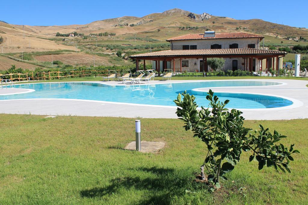 Tenuta Lanza Il Mulino Acquaviva Platani المظهر الخارجي الصورة