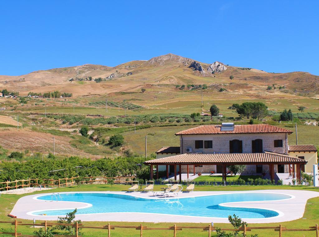 Tenuta Lanza Il Mulino Acquaviva Platani المظهر الخارجي الصورة