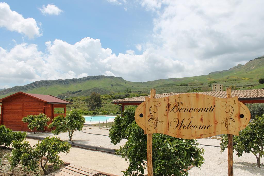 Tenuta Lanza Il Mulino Acquaviva Platani المظهر الخارجي الصورة