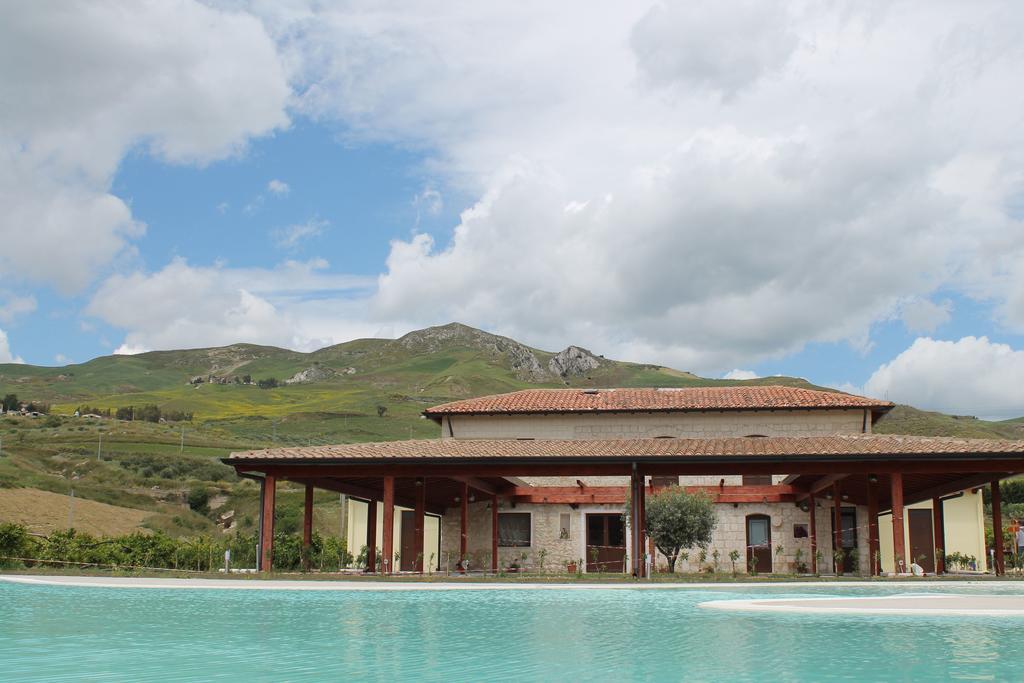 Tenuta Lanza Il Mulino Acquaviva Platani المظهر الخارجي الصورة