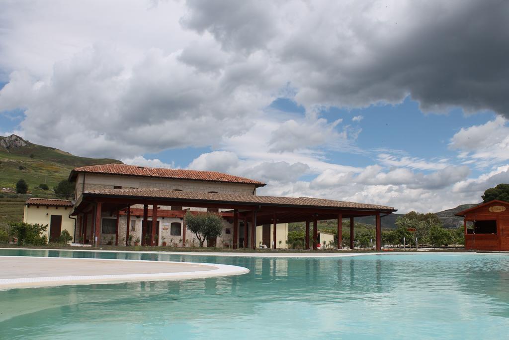 Tenuta Lanza Il Mulino Acquaviva Platani المظهر الخارجي الصورة