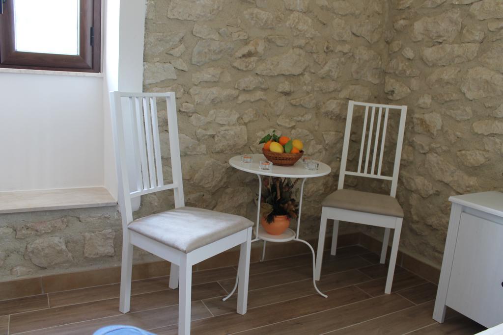 Tenuta Lanza Il Mulino Acquaviva Platani المظهر الخارجي الصورة