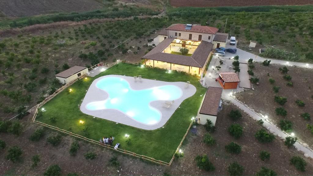 Tenuta Lanza Il Mulino Acquaviva Platani المظهر الخارجي الصورة