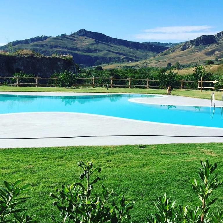 Tenuta Lanza Il Mulino Acquaviva Platani المظهر الخارجي الصورة