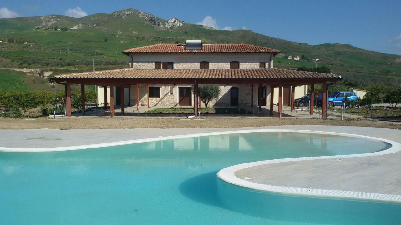 Tenuta Lanza Il Mulino Acquaviva Platani المظهر الخارجي الصورة